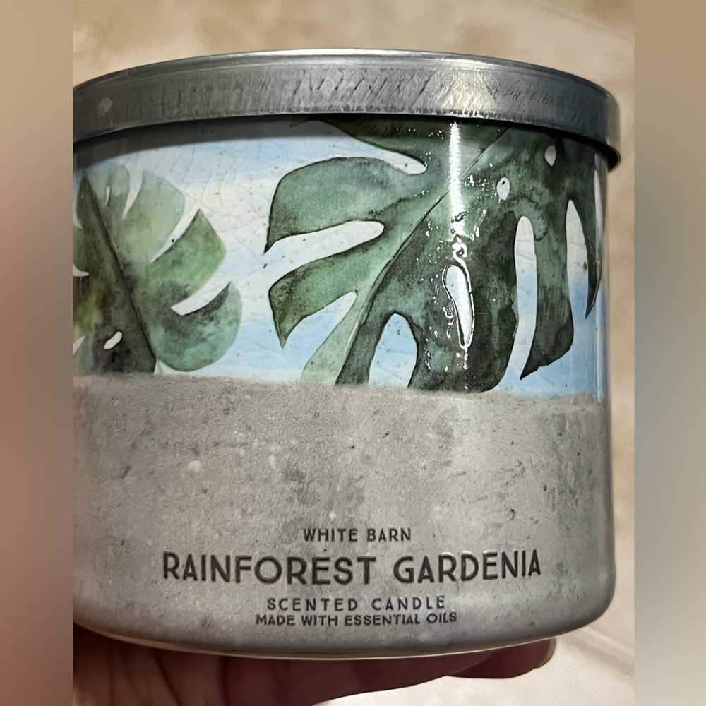 White Barn Rainforest Gardenia Candle